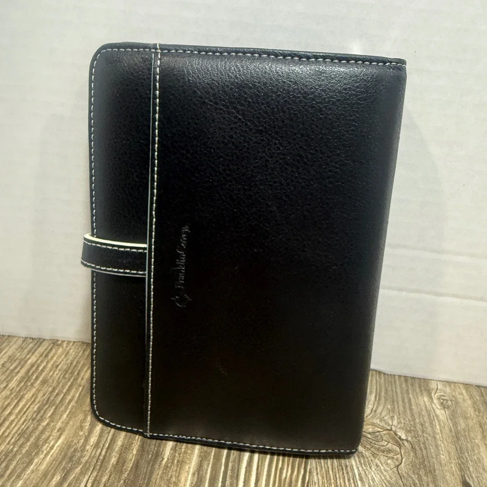 Franklin Covey Scottsdale Black Leather Pocket Planner Binder 29699 Licorice